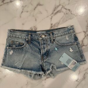 REVICE Editor’s Cut Summer Fling Denim Shorts